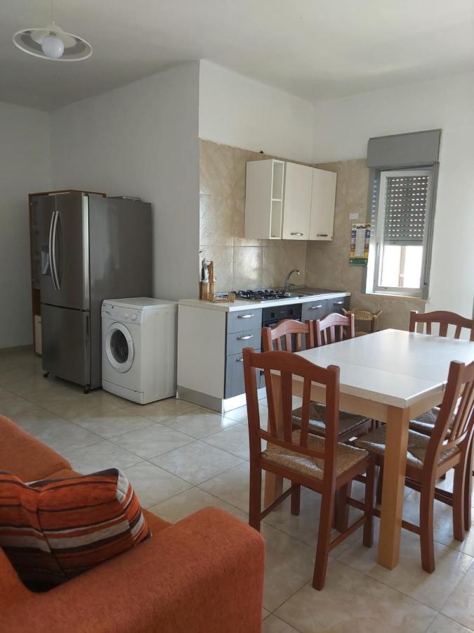 Apartamento Emilu A Mare Marina di Schiavonea Exterior foto